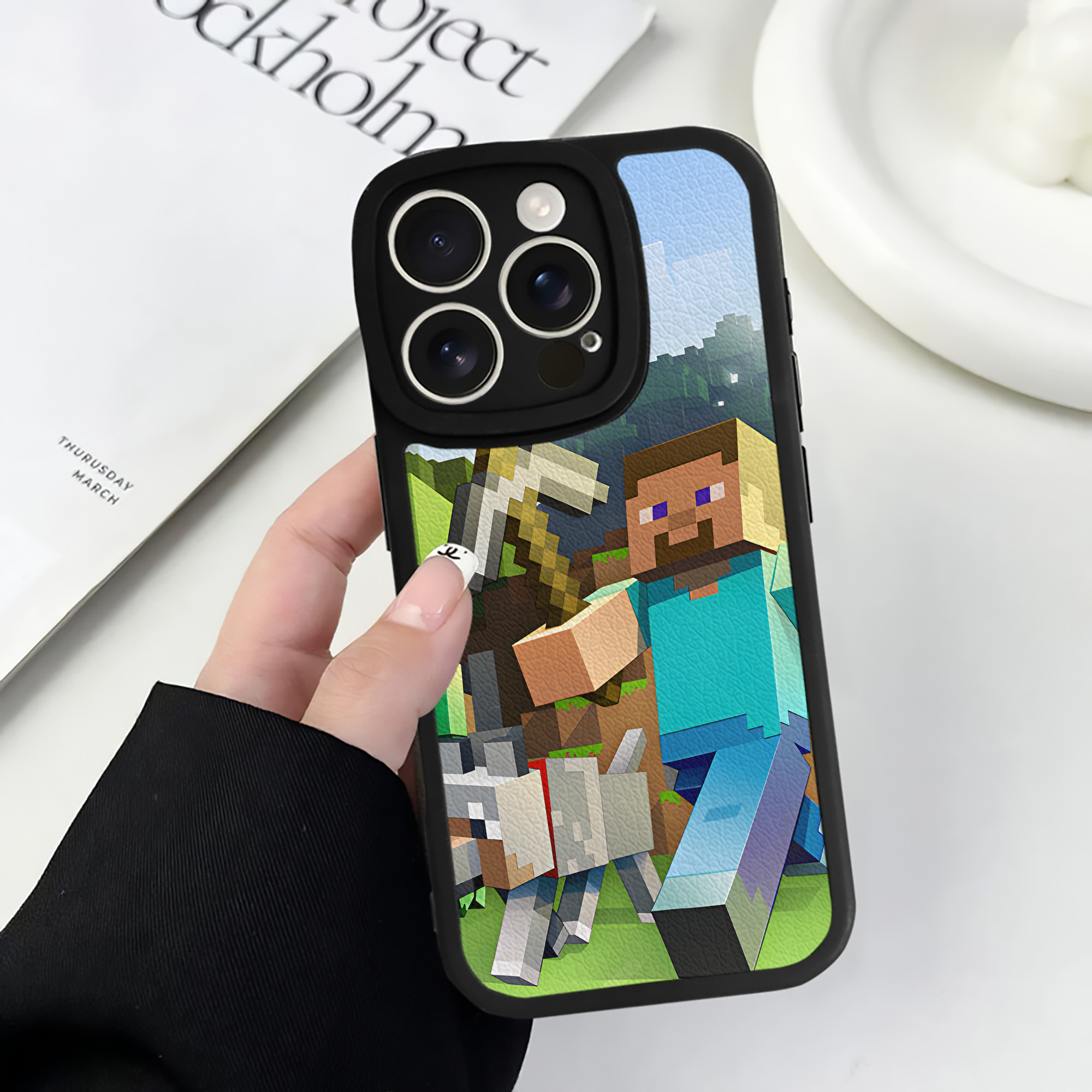 （画像用） マインクラフト ブロックの世界 Minecraft MC Block world 【iPhone 16シリーズ対応】シリコンスマホケース（レザー調） 材質：シリコン